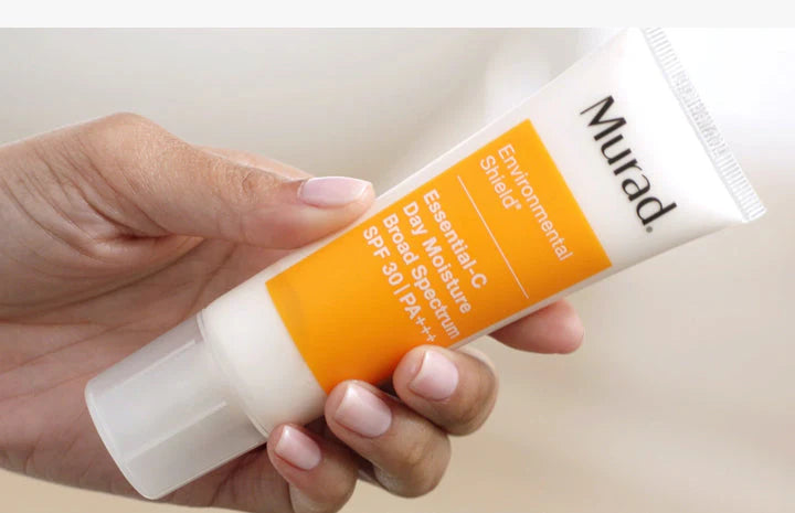 Murad Essential C Day Moisture Broad Spectrum SPF 15 50ml
